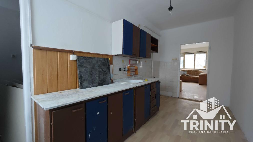 EXKLUZÍVNE - Na predaj 3-izbový byt Mikulášov dvor - obec Dubník