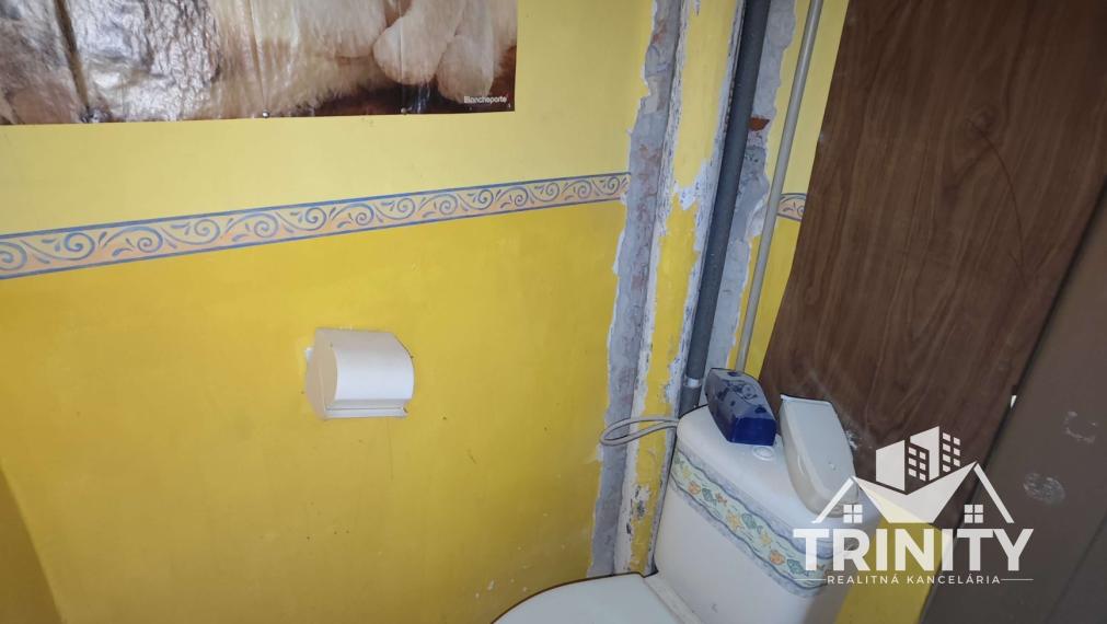 EXKLUZÍVNE - Na predaj 3-izbový byt Mikulášov dvor - obec Dubník