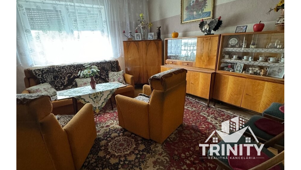 Na predaj 4-izbový rodinný dom v obci Jasová