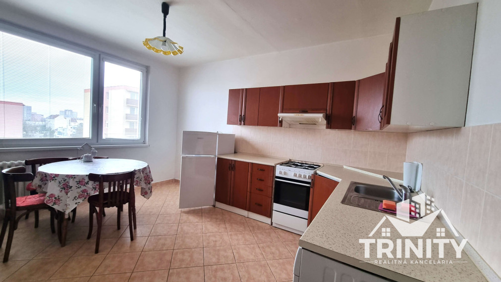 Na prenájom kompletne zariadený 1-izbový byt v meste Nové Zámky