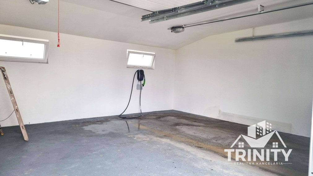 Na prenájom krásný 3-izbový byt s balkónom v obci Kolta