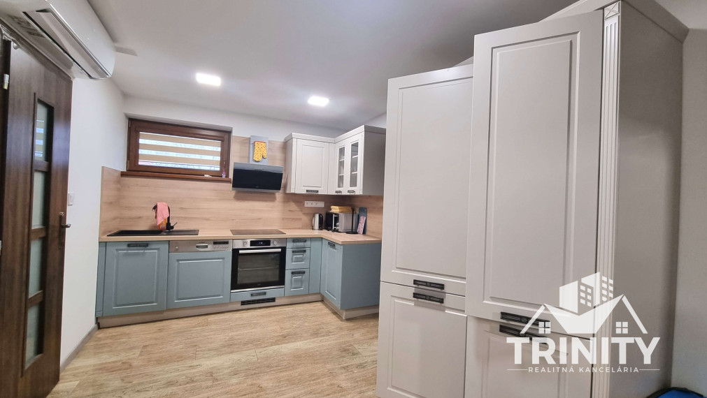 Na prenájom krásný 3-izbový byt s balkónom v obci Kolta