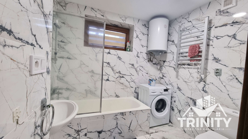 Na prenájom krásný 3-izbový byt s balkónom v obci Kolta