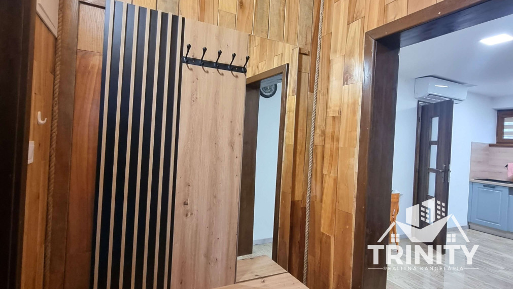 Na prenájom krásný 3-izbový byt s balkónom v obci Kolta