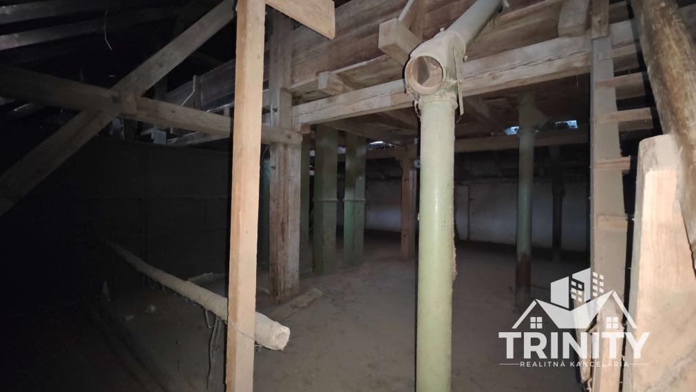 Na predaj objekt ,,INVESTIČNÁ PRÍLEŽITOSŤ,, v obci Gbelce