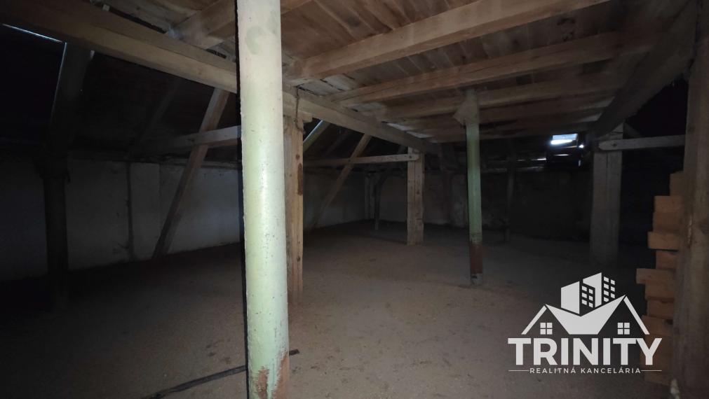 Na predaj objekt ,,INVESTIČNÁ PRÍLEŽITOSŤ,, v obci Gbelce