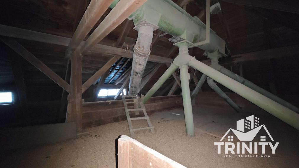 Na predaj objekt ,,INVESTIČNÁ PRÍLEŽITOSŤ,, v obci Gbelce