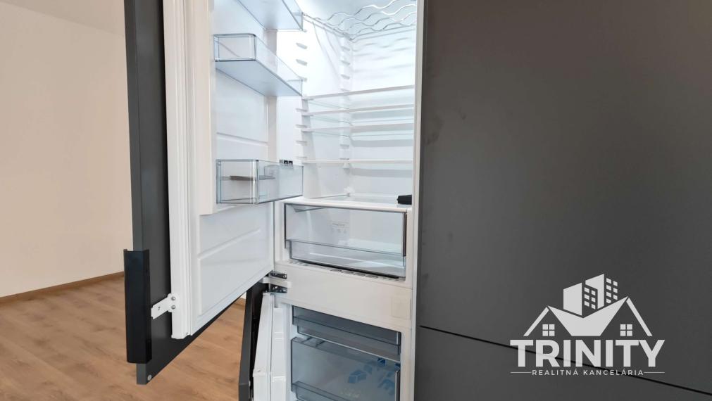 Na prenájom krásny 3-izbový byt s terasou v Nových Zámkoch