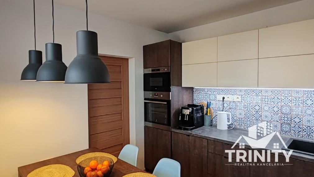 TRINITY - Na predaj krásny 3-izbový byt s balkónom v Nových Zámkoch