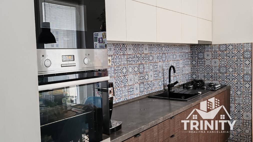 TRINITY - Na predaj krásny 3-izbový byt s balkónom v Nových Zámkoch