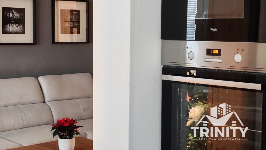 TRINITY - Na predaj krásny 3-izbový byt s balkónom v Nových Zámkoch