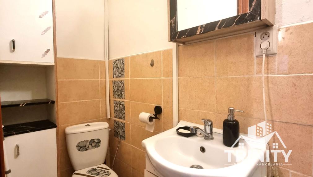 Na prenájom 1-izbový byt v rodinnom dome v meste Nové Zámky