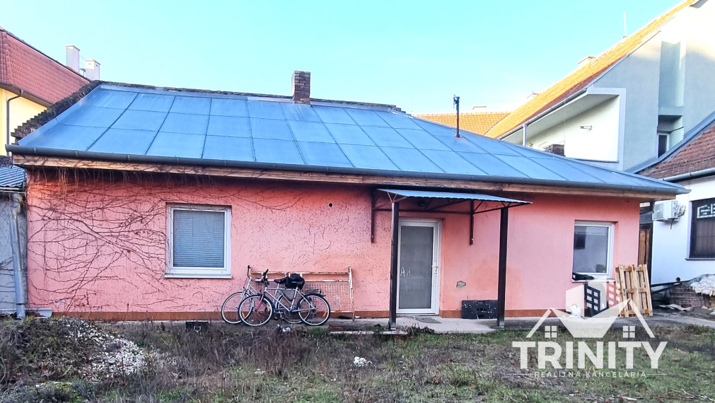 Na prenájom nebytová budova a garáž v meste Nové Zámky