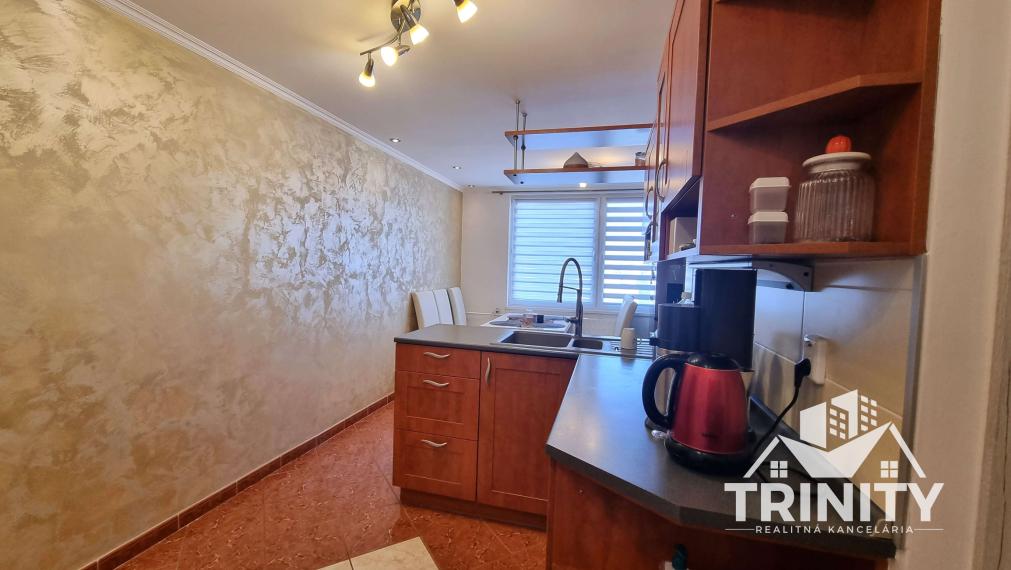 Na predaj 3-izbový byt s dvomi balkónmi v meste Nové Zámky