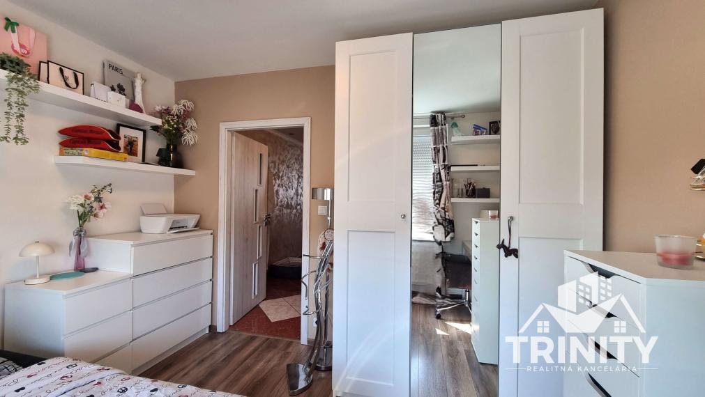 Na predaj 3-izbový byt s dvomi balkónmi v meste Nové Zámky