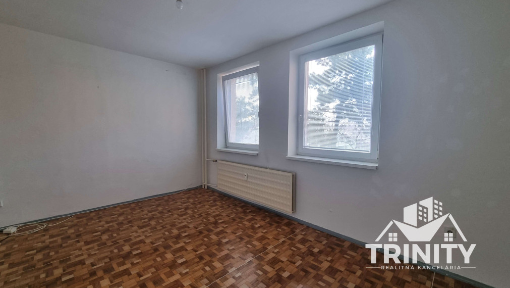 Na predaj 2-izbový byt s balkónom v Nových Zámkoch