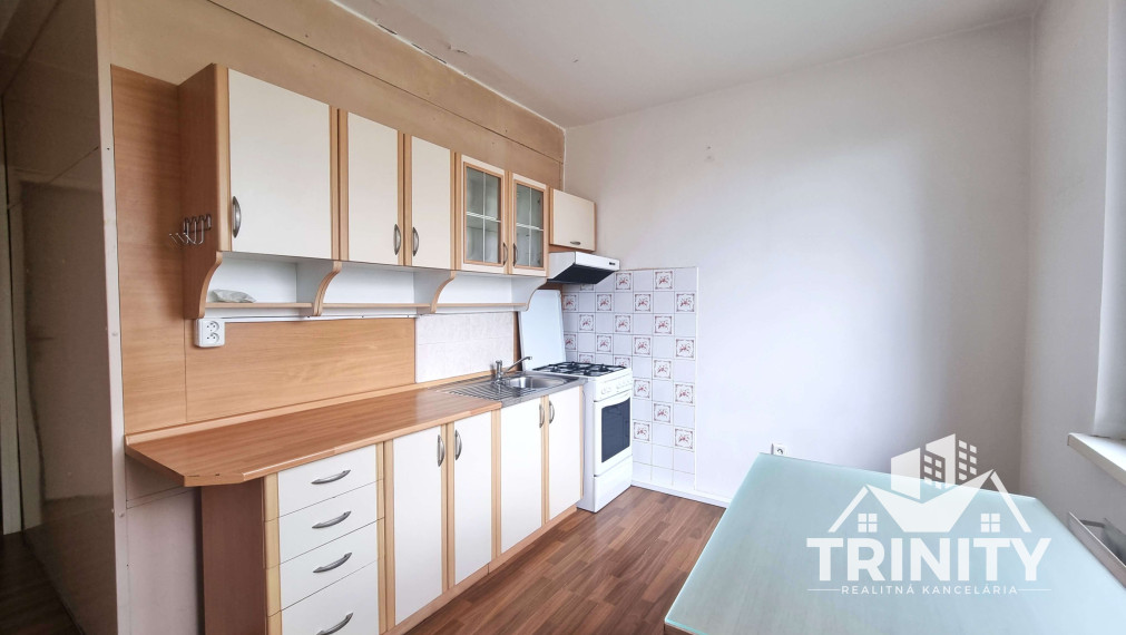 Na predaj 2-izbový byt s balkónom v Nových Zámkoch