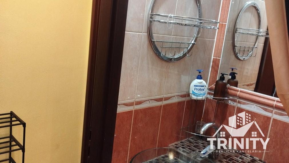 Na prenájom zariadená garsónka v meste Nové Zámky