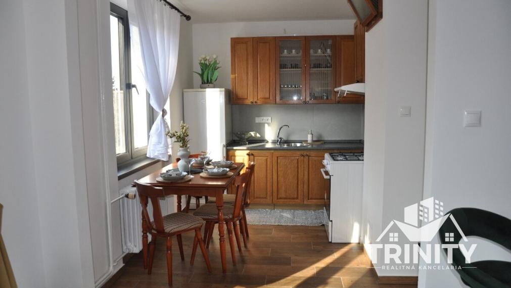 Na prenájom krásny 3-izbový byt v centre mesta Nové Zámky