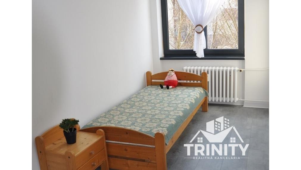 Na prenájom krásny 3-izbový byt v centre mesta Nové Zámky