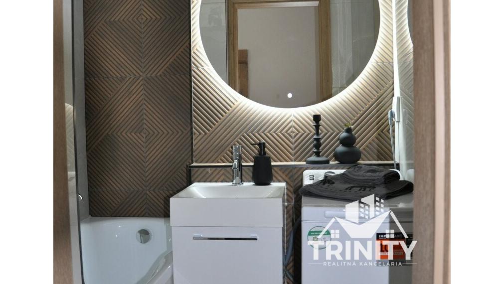 Na prenájom krásny 3-izbový byt v centre mesta Nové Zámky