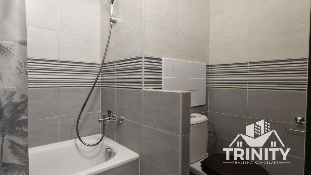 EXKLUZÍVNE - Na prenájom 1-izbový byt v Nových Zámkoch