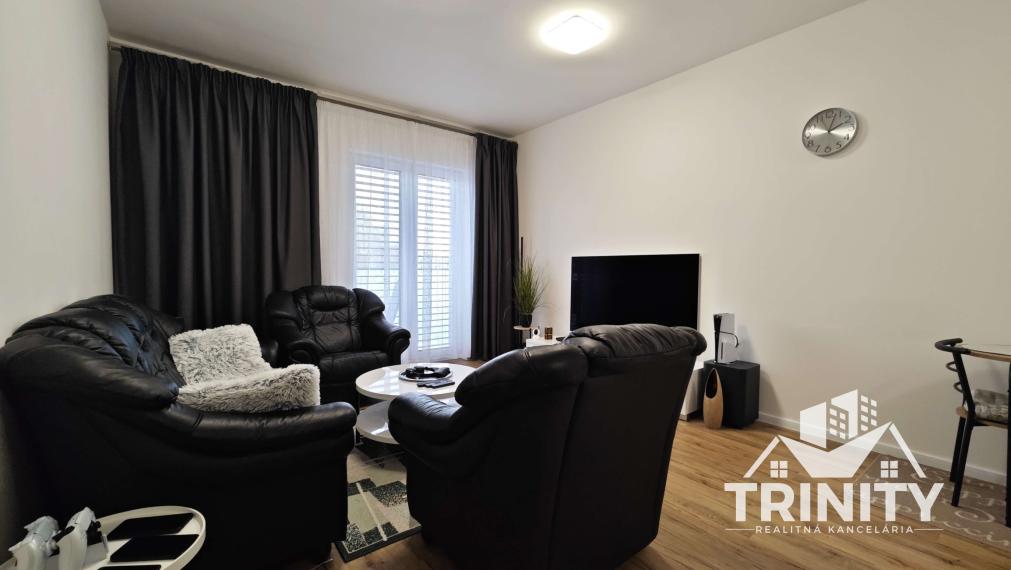 Na predaj 2-izbový byt s balkónom v novostavbe v Nových Zámkoch