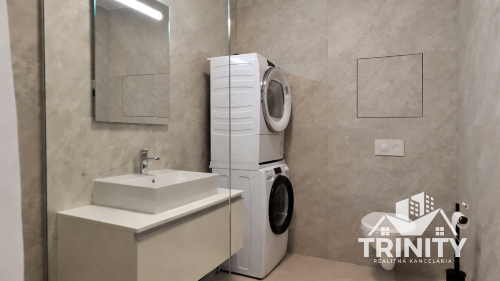 Na predaj 2-izbový byt s balkónom v novostavbe v Nových Zámkoch