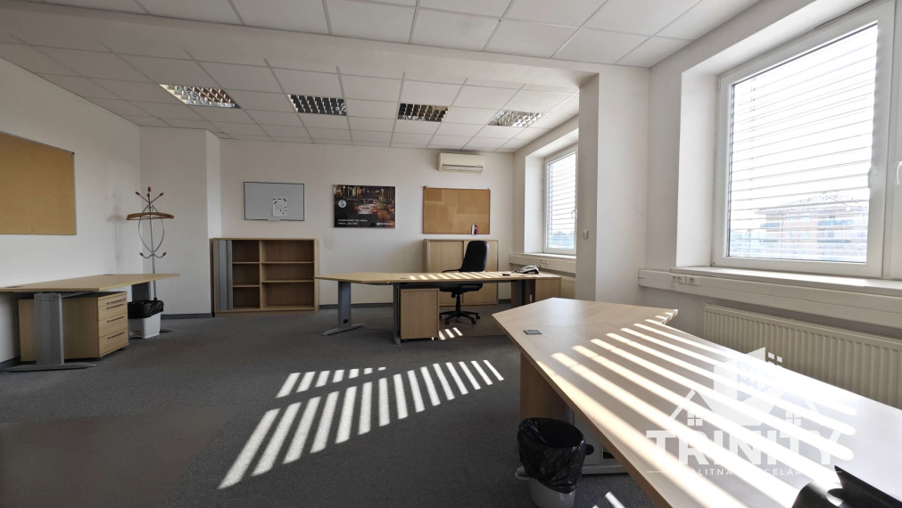 Exkluzívne kancelárske priestory na prenájom v meste Šurany