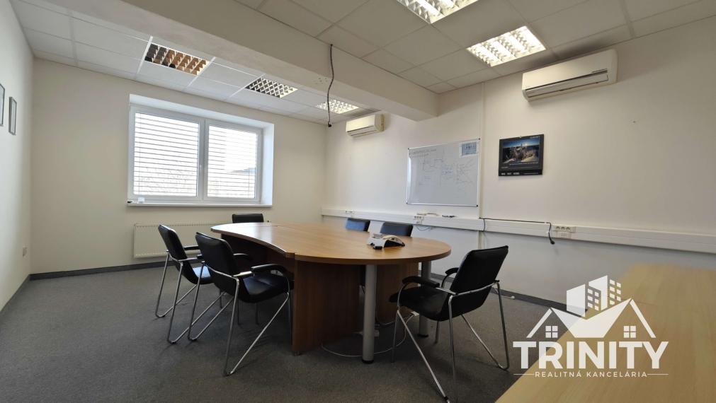 Exkluzívne kancelárske priestory na prenájom v meste Šurany