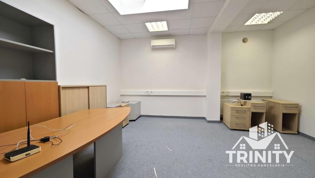 Exkluzívne kancelárske priestory na prenájom v meste Šurany