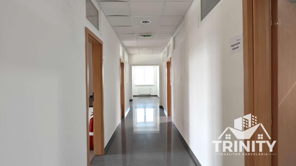 Exkluzívne kancelárske priestory na prenájom v meste Šurany