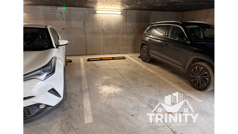 Na prenájom nadštandardne zariadený 2-izbový byt v Nových Zámkoch