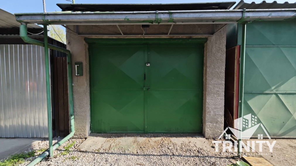 Na predaj tehlový 2-izbový byt s garážou v Nových Zámkoch