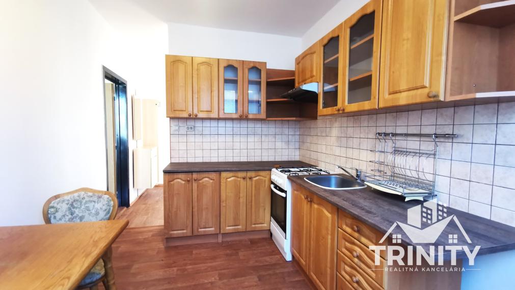 Na predaj 2-izbový byt v Nových Zámkoch