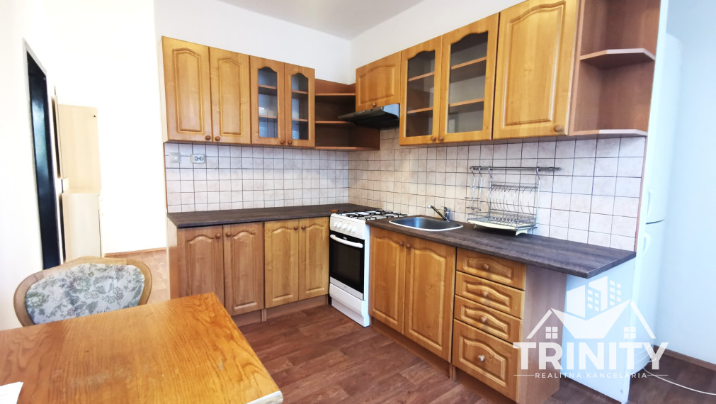 Na predaj 2-izbový byt v Nových Zámkoch