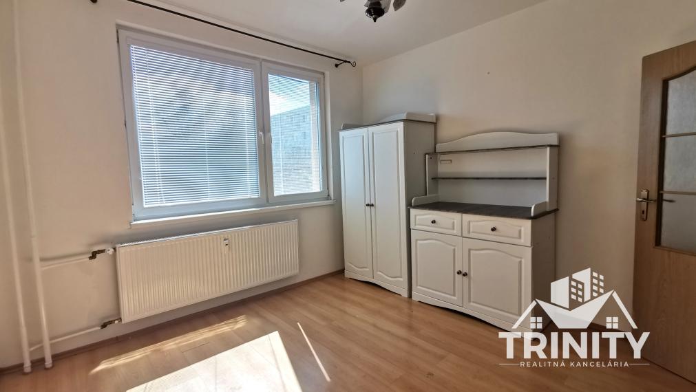 Na predaj 2-izbový byt v Nových Zámkoch