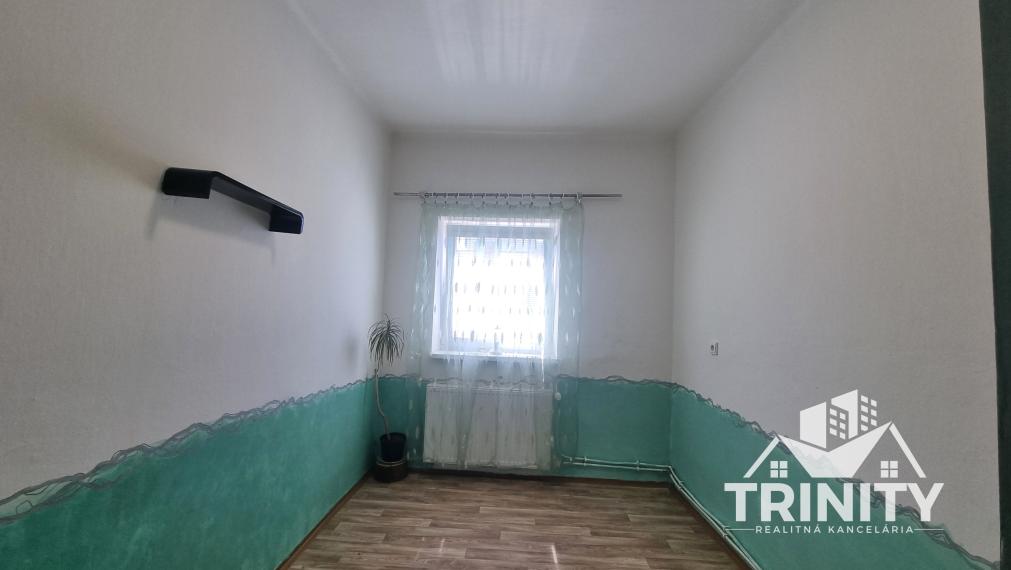 Na prenájom 2-izbový byt v centre mesta Nové Zámky