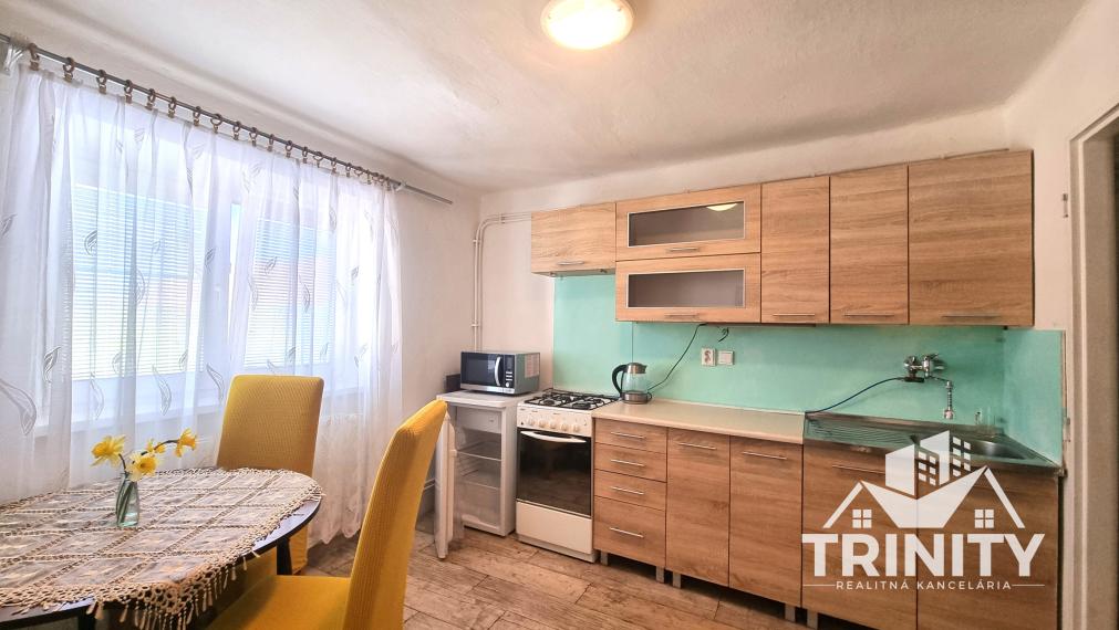 Na prenájom 2-izbový byt v centre mesta Nové Zámky