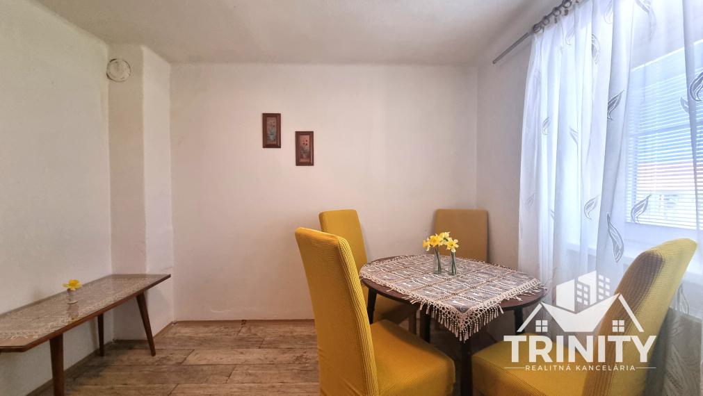 Na prenájom 2-izbový byt v centre mesta Nové Zámky