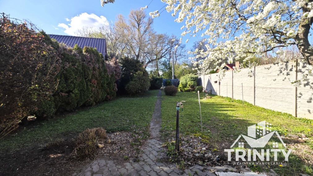 Na predaj murovaná chata na Zúgove v meste Nové Zámky