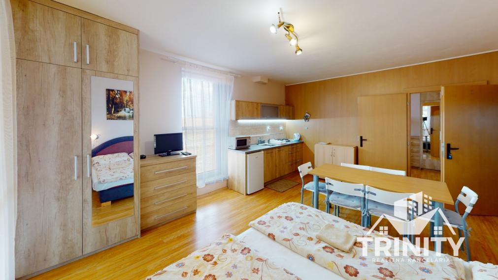 EXKLUZÍVNE - Na predaj penzión / ubytovacie zariadenie v obci Podhájska