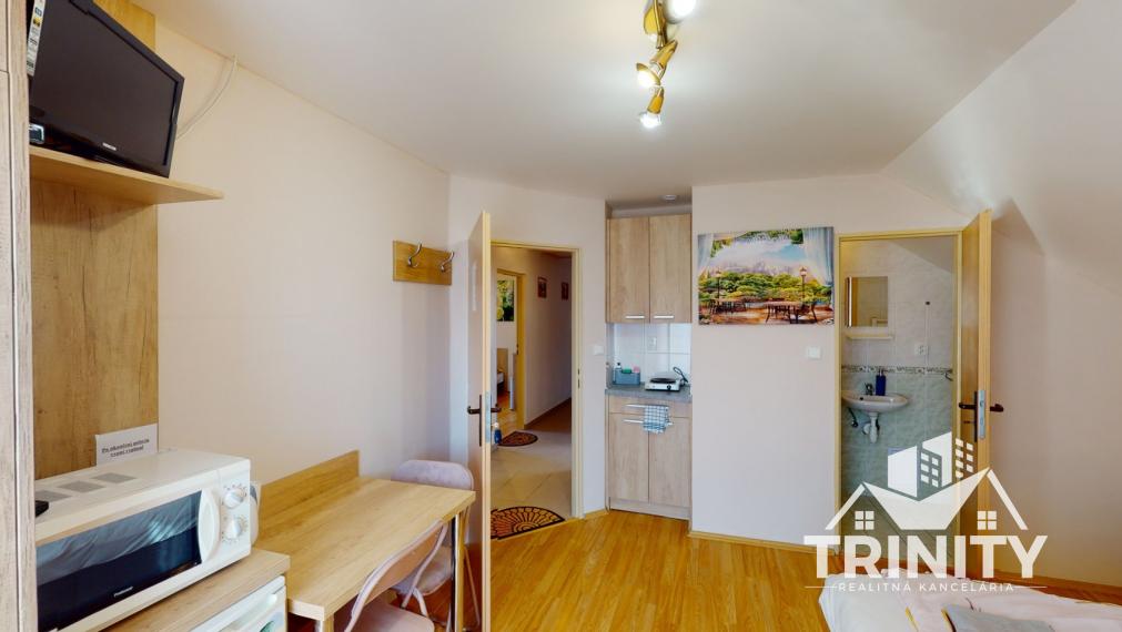 EXKLUZÍVNE - Na predaj penzión / ubytovacie zariadenie v obci Podhájska