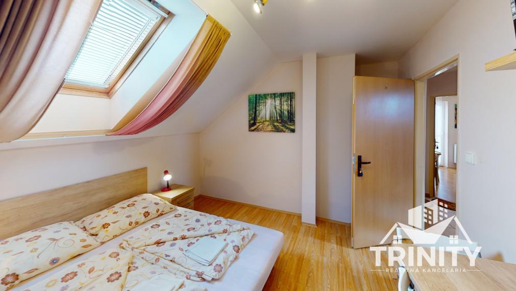 EXKLUZÍVNE - Na predaj penzión / ubytovacie zariadenie v obci Podhájska