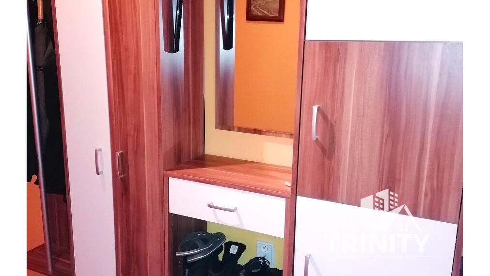 Na predaj 1-izbový byt (zariadený, prerobený) v Nových Zámkoch