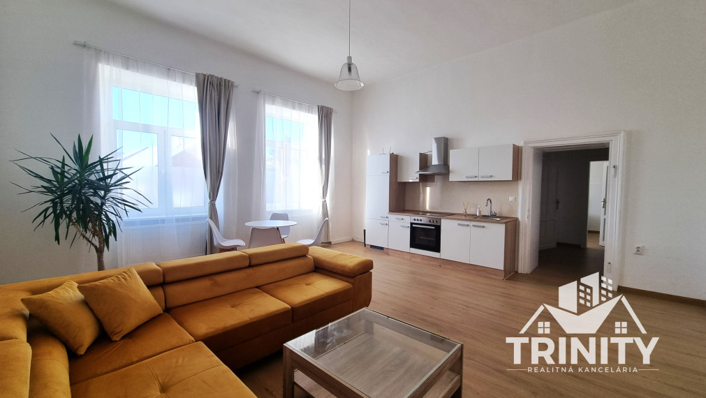 Na prenájom kompletne  zariadený 2-izbový byt v meste Šurany