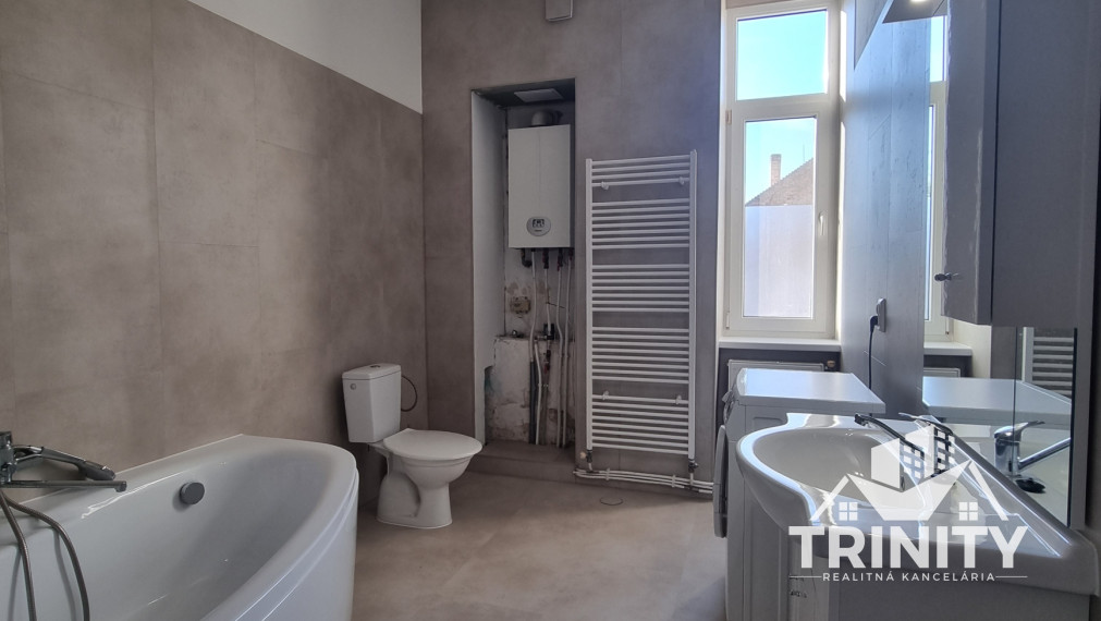 Na prenájom kompletne  zariadený 2-izbový byt v meste Šurany