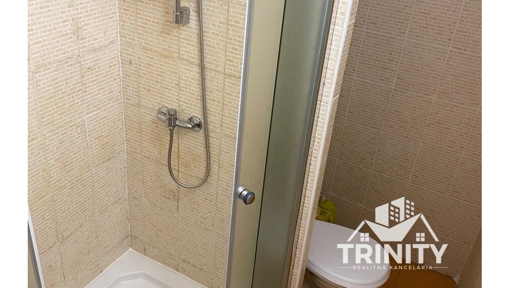 Na prenájom zriadená garsónka v šišom centre v Nových Zámkoch