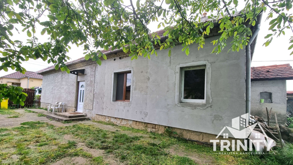 Na predaj 3-izbový rodinný dom v obci Dolný Jatov