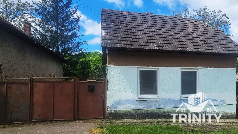 Na predaj starší 2-izbový rodinný dom v obci Dubník